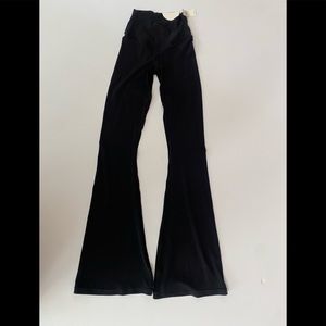 Offline by aerie Black Flare Leg Yoga Pants Women's Size Xs